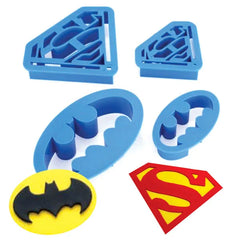 Batman & Superman Cookie Cutters 4pk
