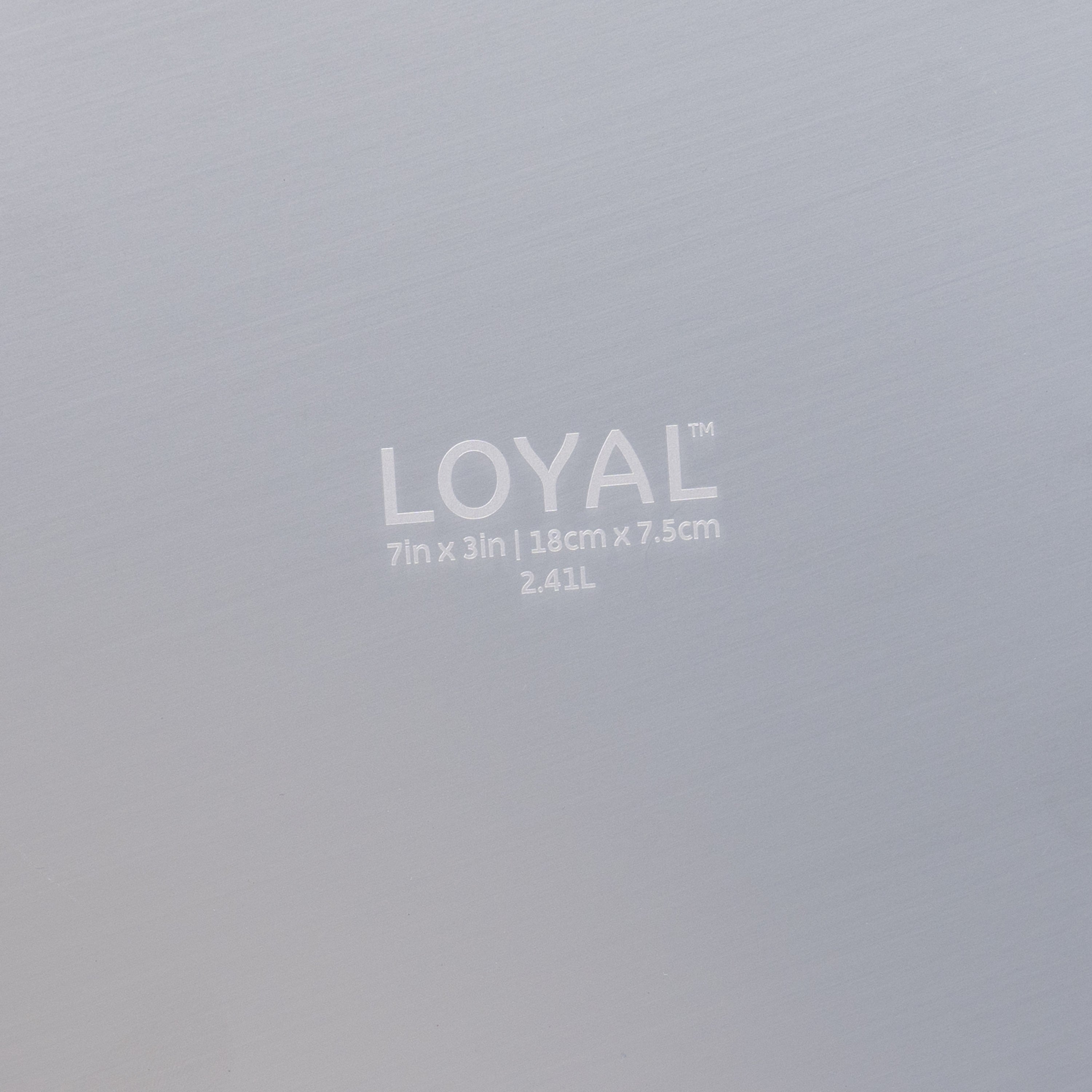 LOYAL Square Cake Tin 7" x 3" (18cm x 7.5cm)