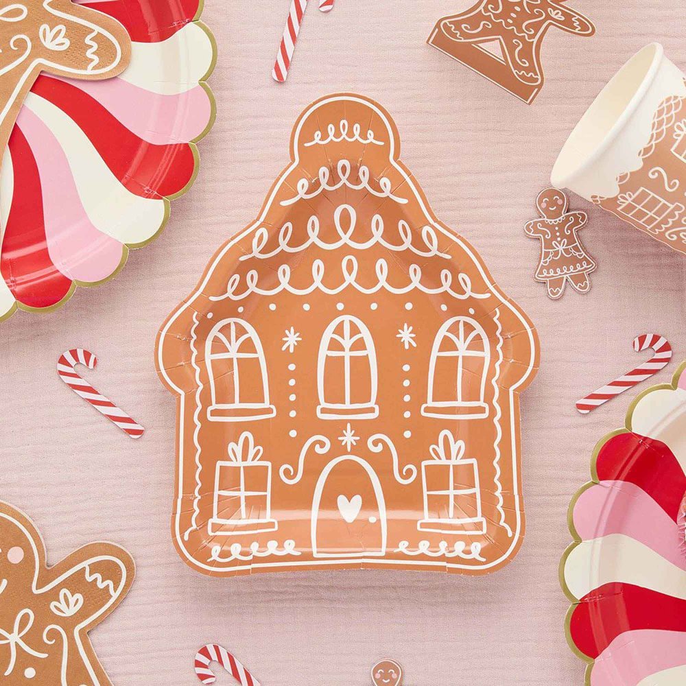 Gingerbread House Shaped Plates 8pk