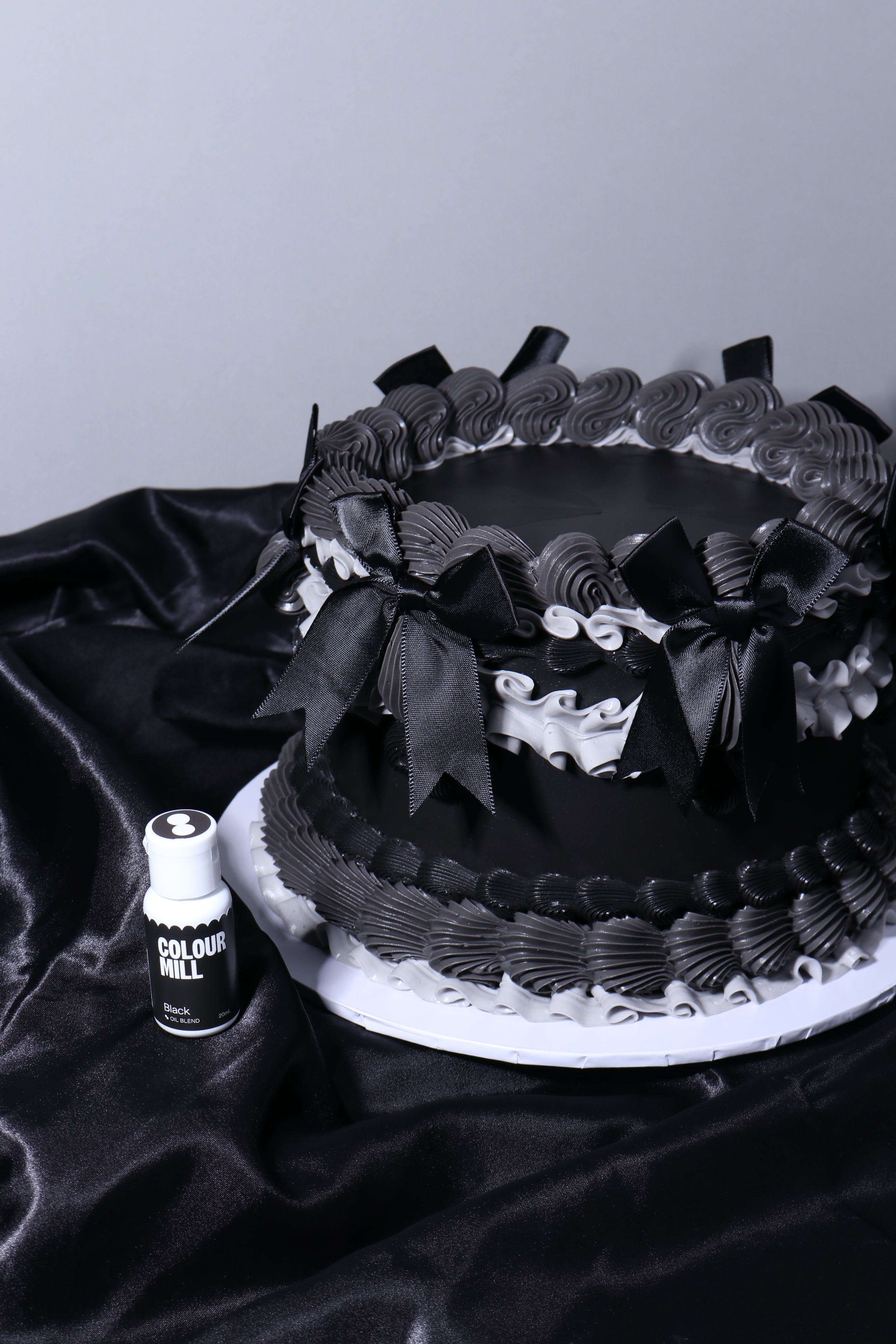 Colour Mill Oil Based Colouring - Black