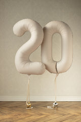White Sand Giant Foil Number Balloon - 0