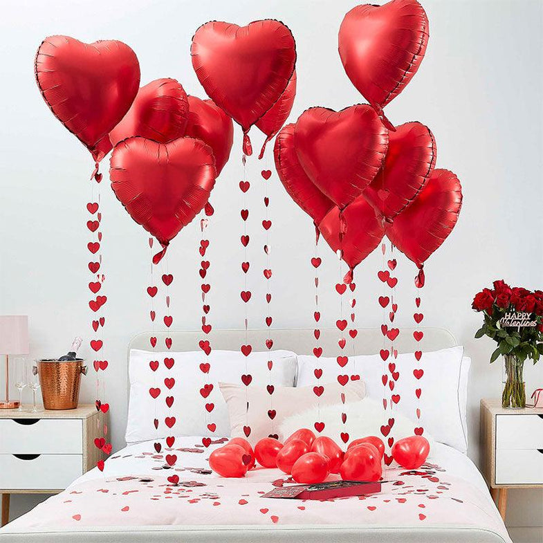 HOWAF Valentines Day Decorations Kit, 20pcs Red Heart Balloons Valentine Balloons Love Heart Balloons, 1000 Rose Petals For Valentines Decorations