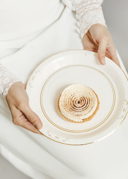 White Ornament Plates 6pk