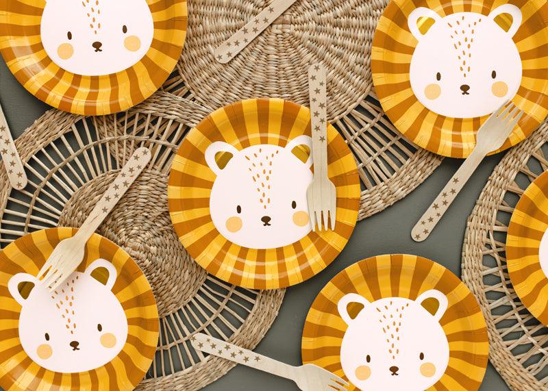 Lion Paper Plates 6pk