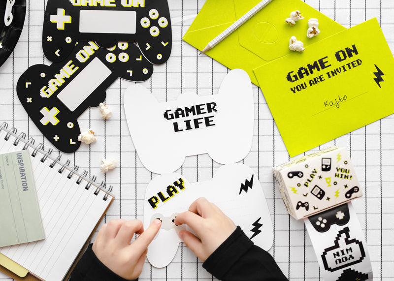 Gamepad Gaming Invitations 6pk