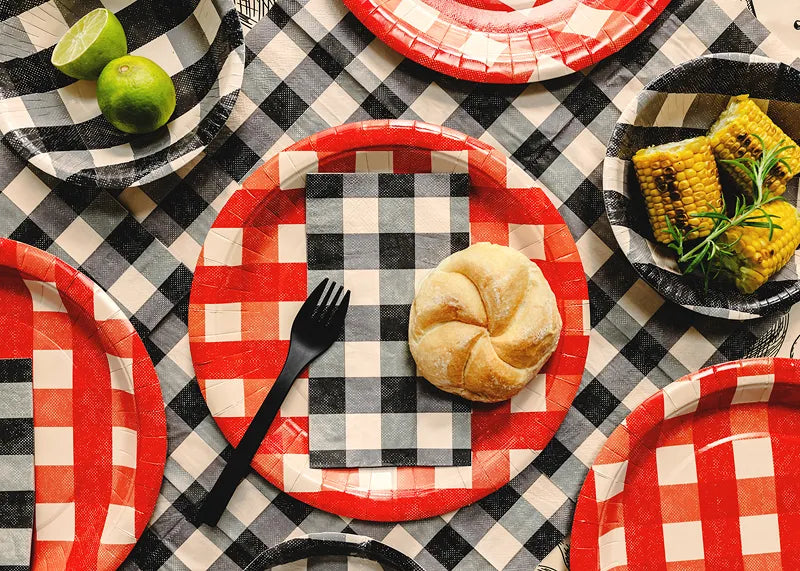 Red Gingham Jumbo Plates 6pk
