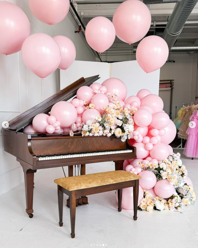 Large 60cm Romey Balloons